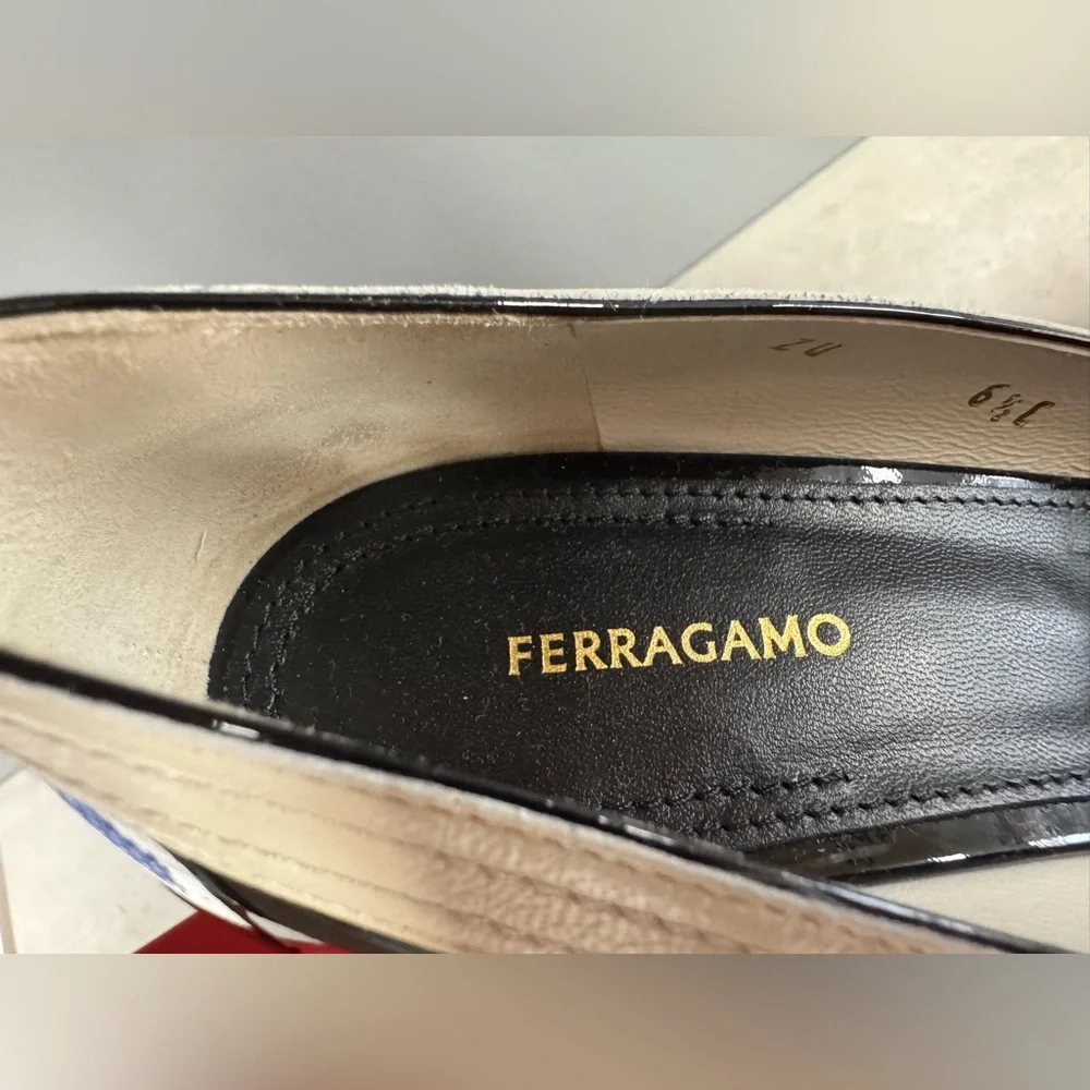 NIB- Ferragamo Eugene pumps - Picture 11 of 14